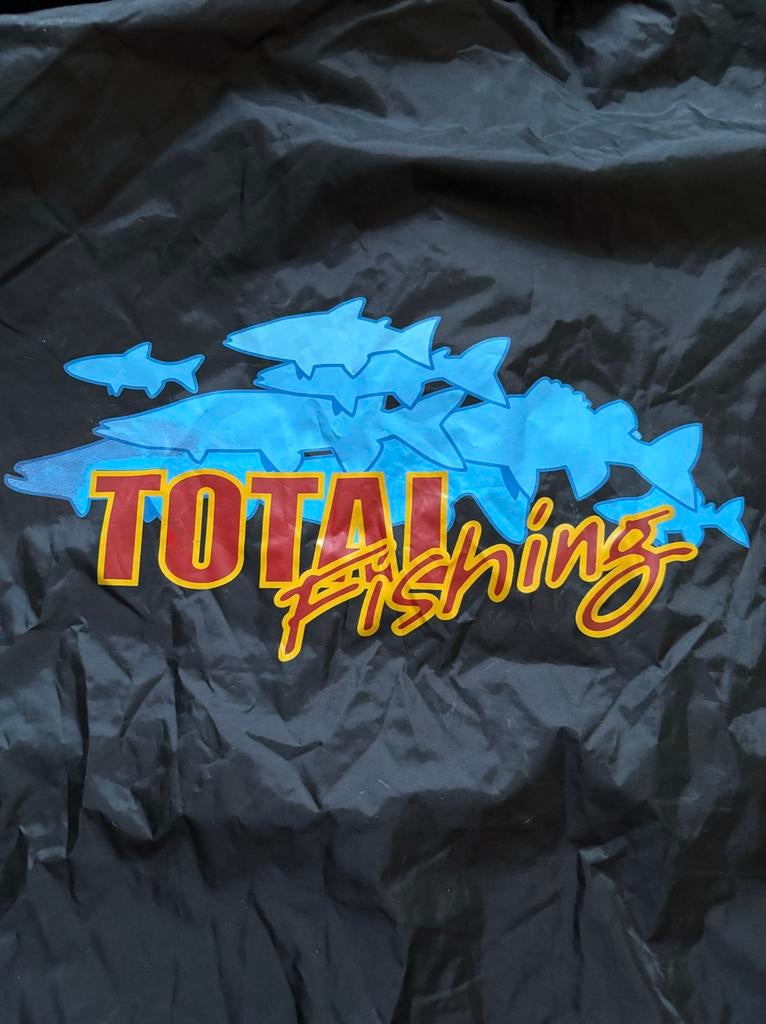 Visjas zwart maat large Team Total Fishing jas regenjas vis, Ophalen of Verzenden, Nieuw, Kleding