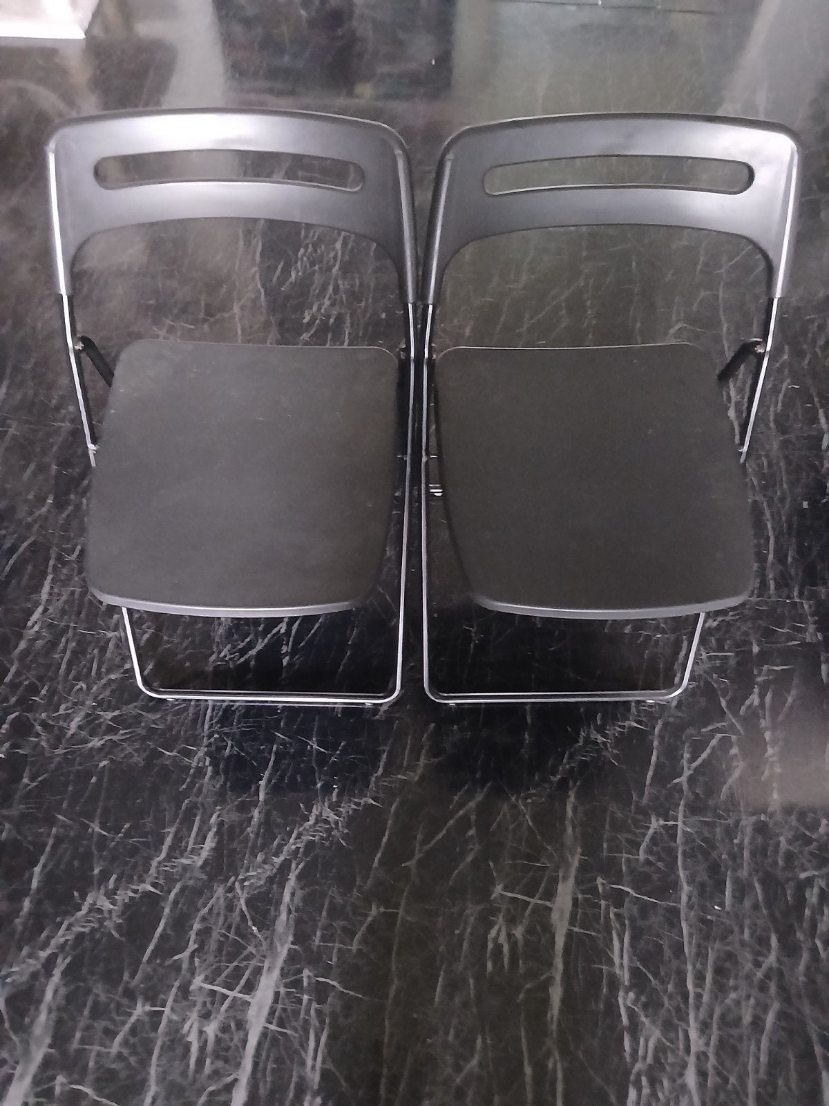 2 klapstoelen zwart, Huis en Inrichting, Ophalen, Zwart