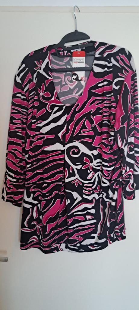 Magna ballontop. Nieuw mt 48/50 winkelprijs 39.95, Kleding | Dames, Ophalen of Verzenden, Zo goed als nieuw, Maat 46/48 (XL) of groter