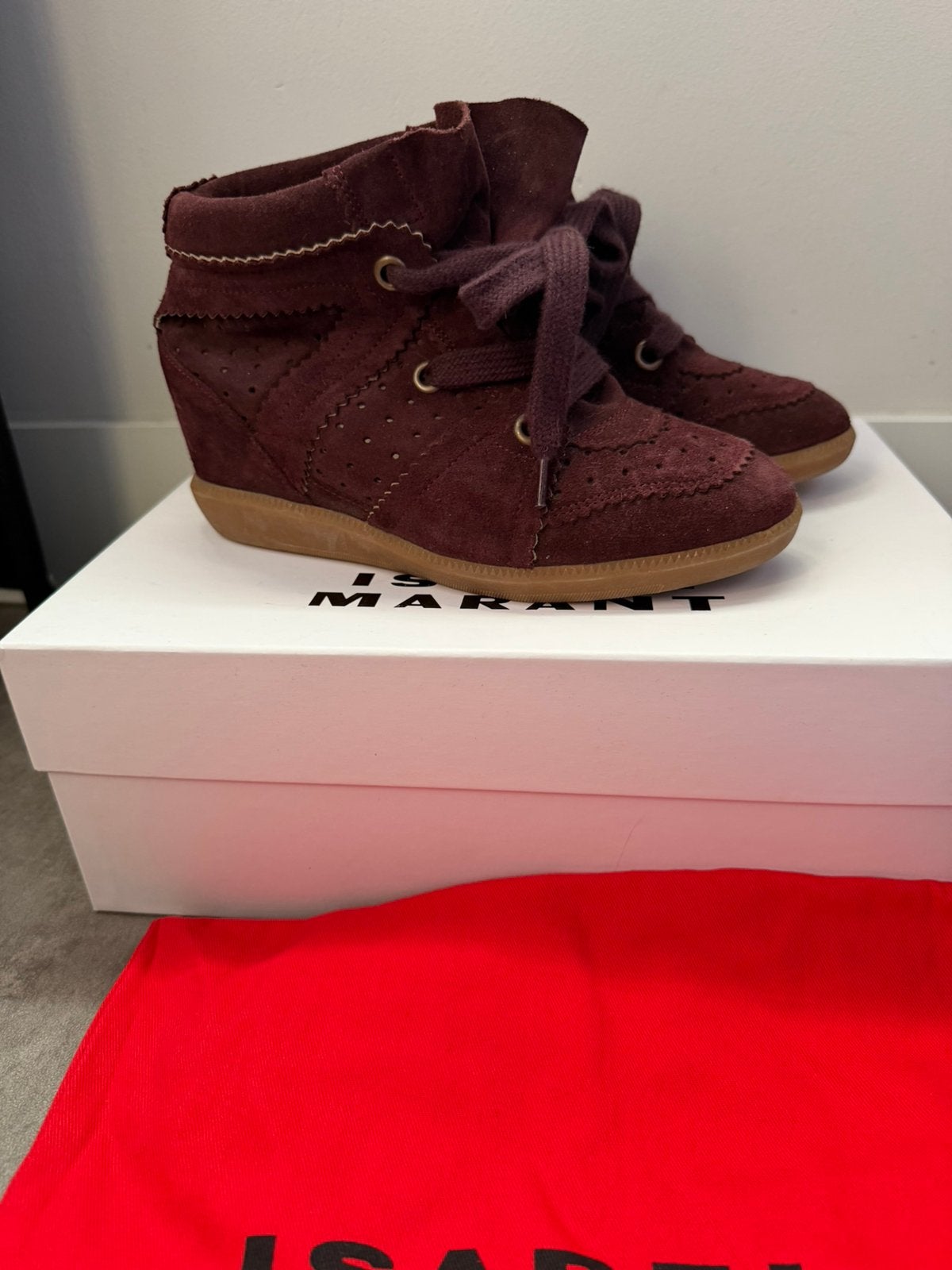 Isabel Marant sneakers, model Bobby 37, Ophalen of Verzenden, Zo goed als nieuw, Rood, Sneakers of Gympen