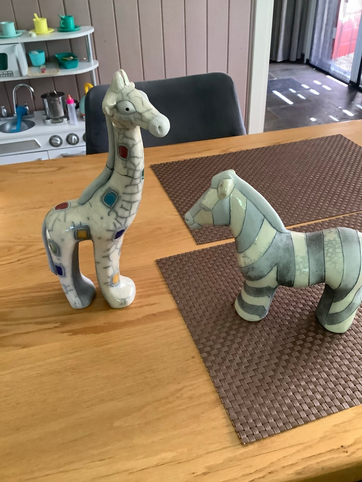 Giraffe en zebra. Gebakken. Geglazuurde details., Ophalen of Verzenden