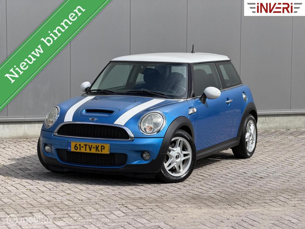 Mini 1.6 Cooper S Chili | Laser Blue | Cruise | Airco | NAP, Voorwielaandrijving, Stof, Zwart, 4 cilinders
