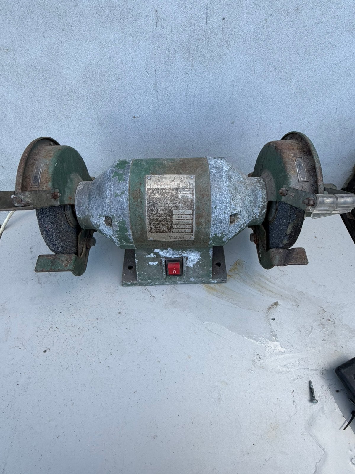 Vintage tafelslijpmachine Rocket 150 - werkt perfect, Doe-het-zelf en Verbouw, Ophalen, Zo goed als nieuw, Minder dan 700 watt