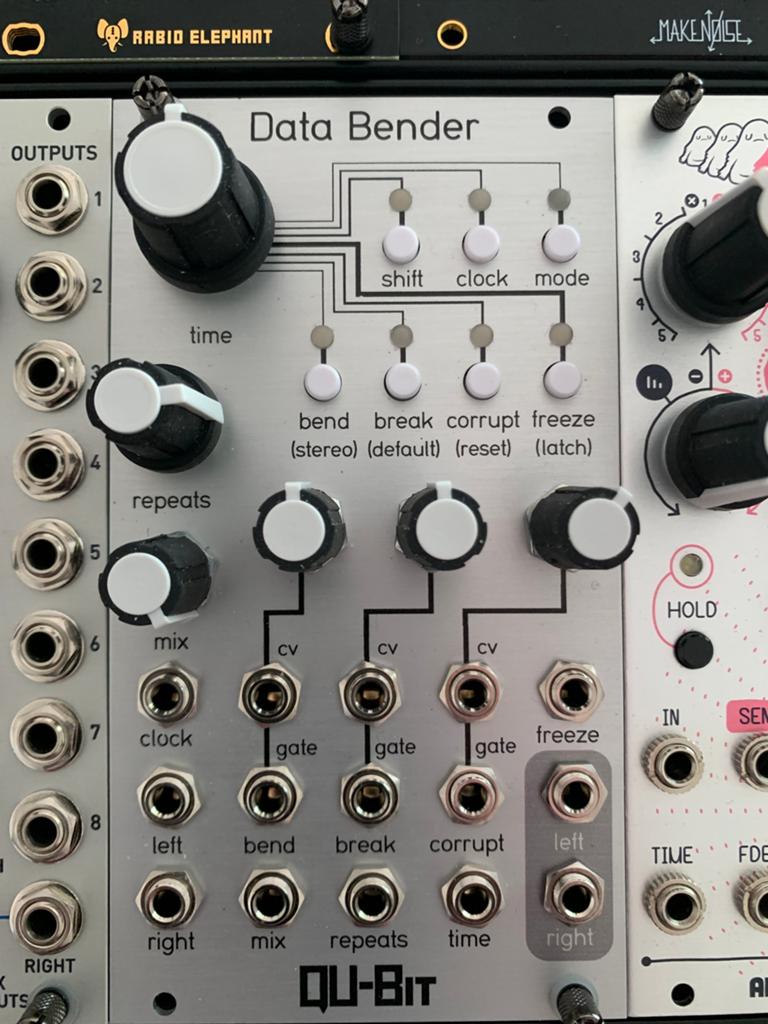 Qu-bit Data Bender, Muziek en Instrumenten, Ophalen of Verzenden, Zo goed als nieuw, Overige aantallen, Overige merken