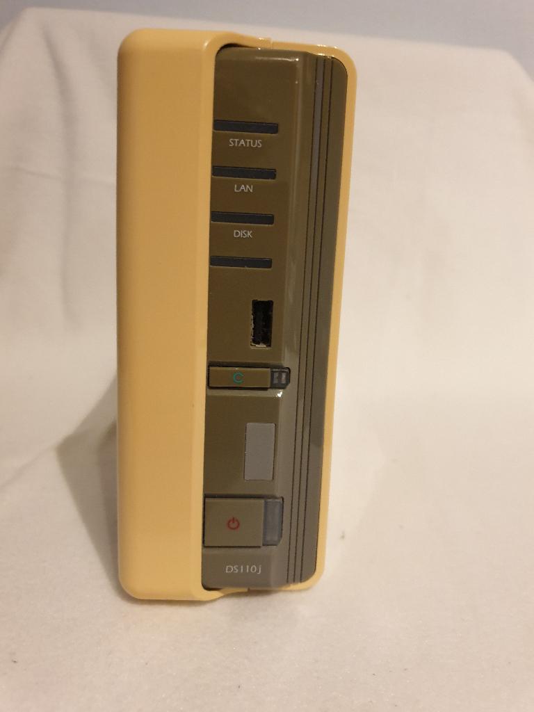 Synology NAS DS110J, Ophalen of Verzenden, Gebruikt