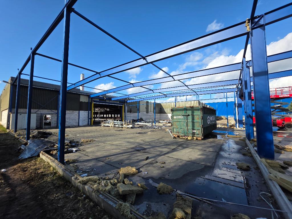 Staalconstructie bedrijfspand 2000m2, Doe-het-zelf en Verbouw, Metalen, Ophalen, Gebruikt