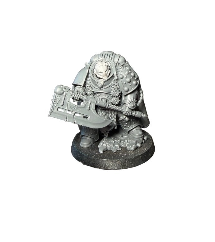 Warhammer Horus Heresy Praetor with Power Axe, ., Warhammer, Ophalen of Verzenden, Zo goed als nieuw