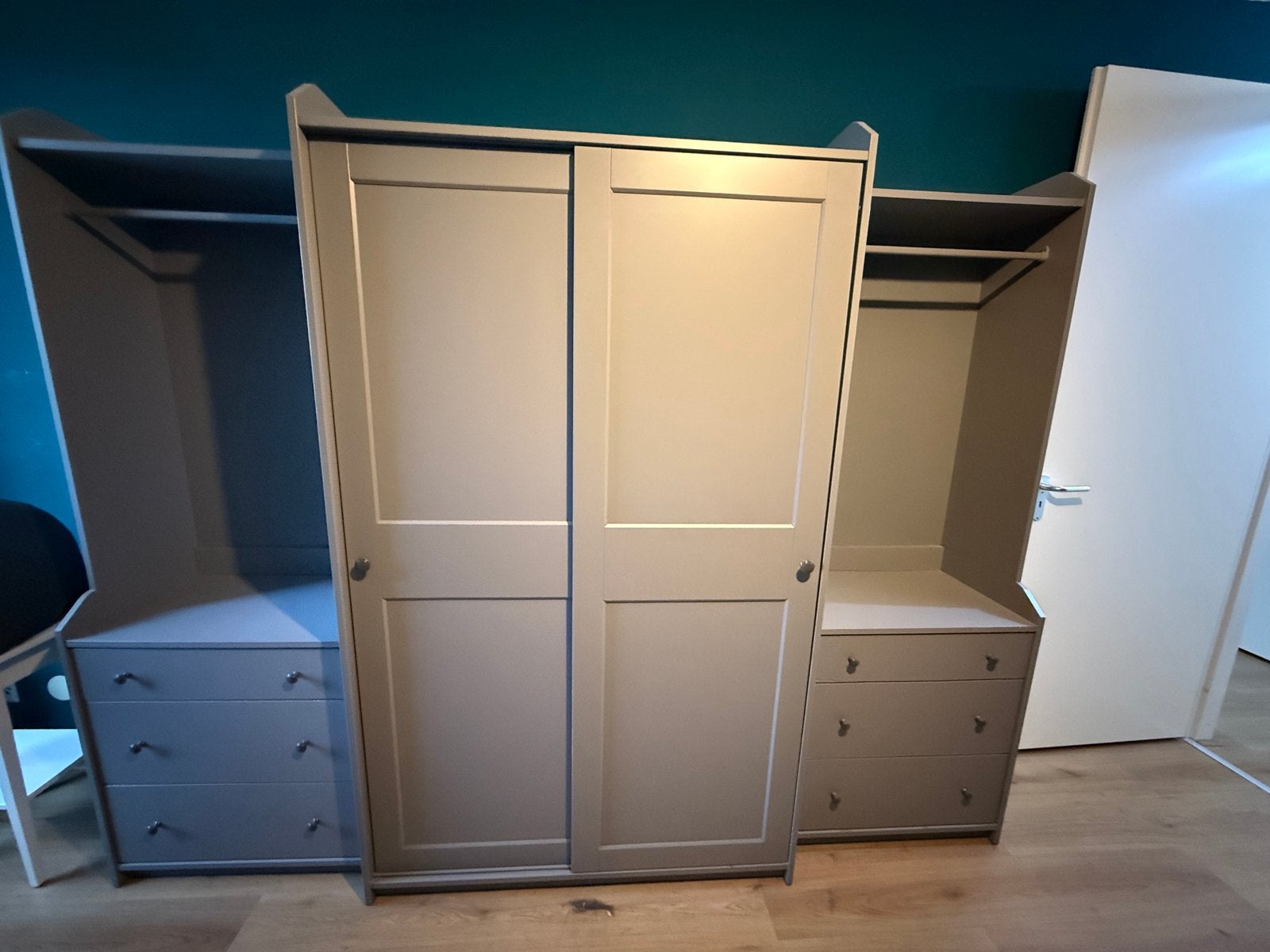 IKEA kledingkast Leksvik grijs, Huis en Inrichting, Ophalen, Gebruikt, 100 tot 150 cm, 150 tot 200 cm