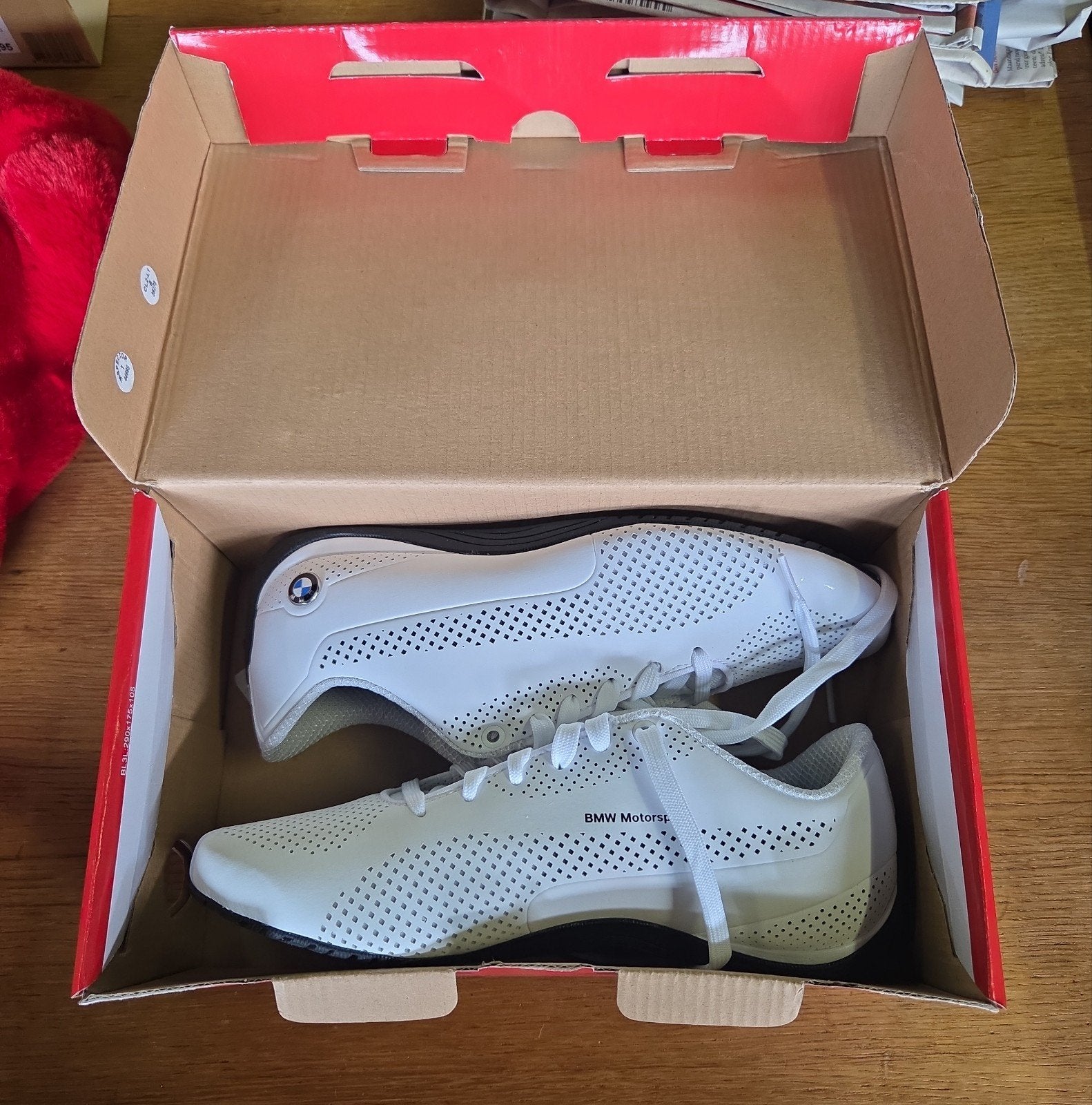 PUMA BMW Motorsport x Drift Cat 5 Ultra White maat 39, Wit, Nieuw, Ophalen of Verzenden, Sneakers of Gympen