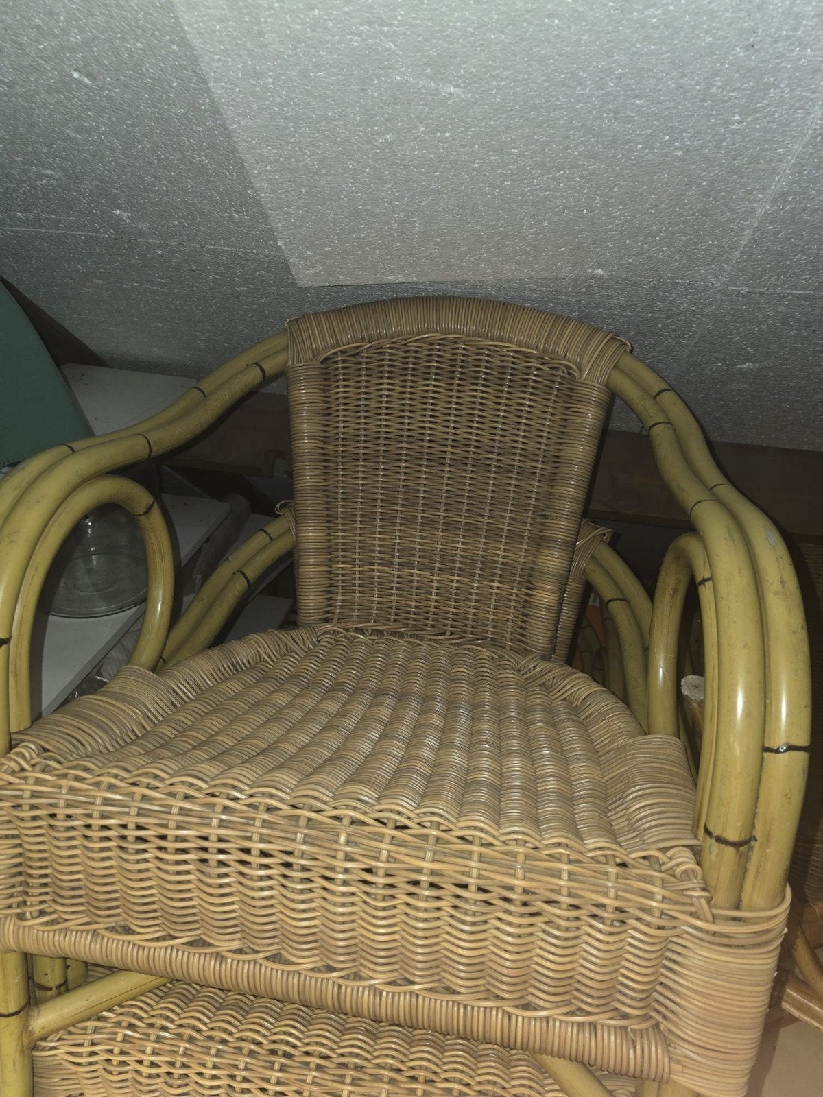 14 rotan terrasstoelen, Zakelijke goederen, Horeca | Meubilair en Inrichting, Ophalen, Gebruikt
