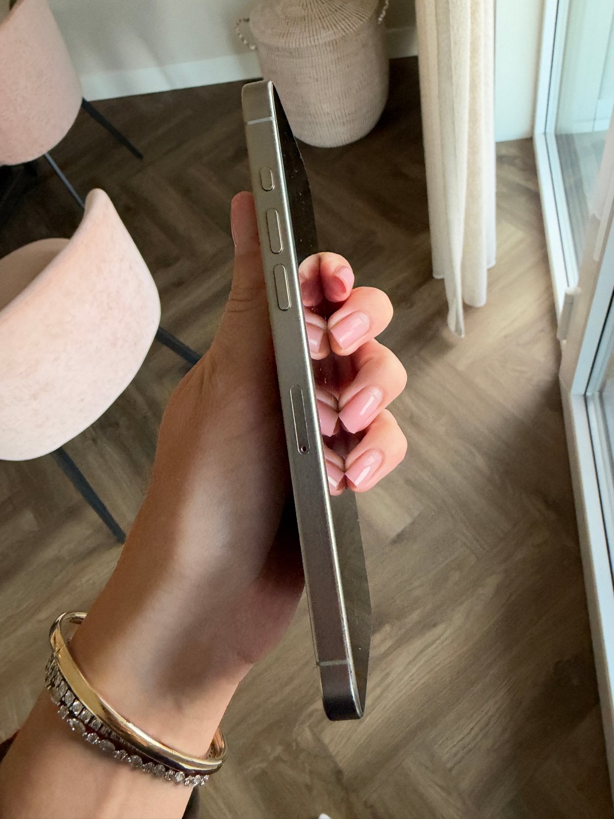 Foto 7 van iPhone 15 Pro Max Titanium - Zo goed als nieuw