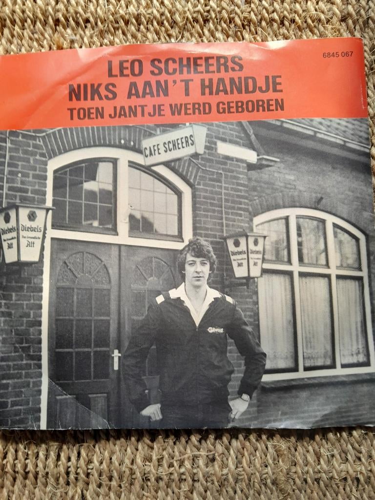 Leo Scheers - Niks Aan 't Handje / Toen Jantje Werd Geboren, Fotohoes, Ophalen, Gebruikt, Nederlandstalig