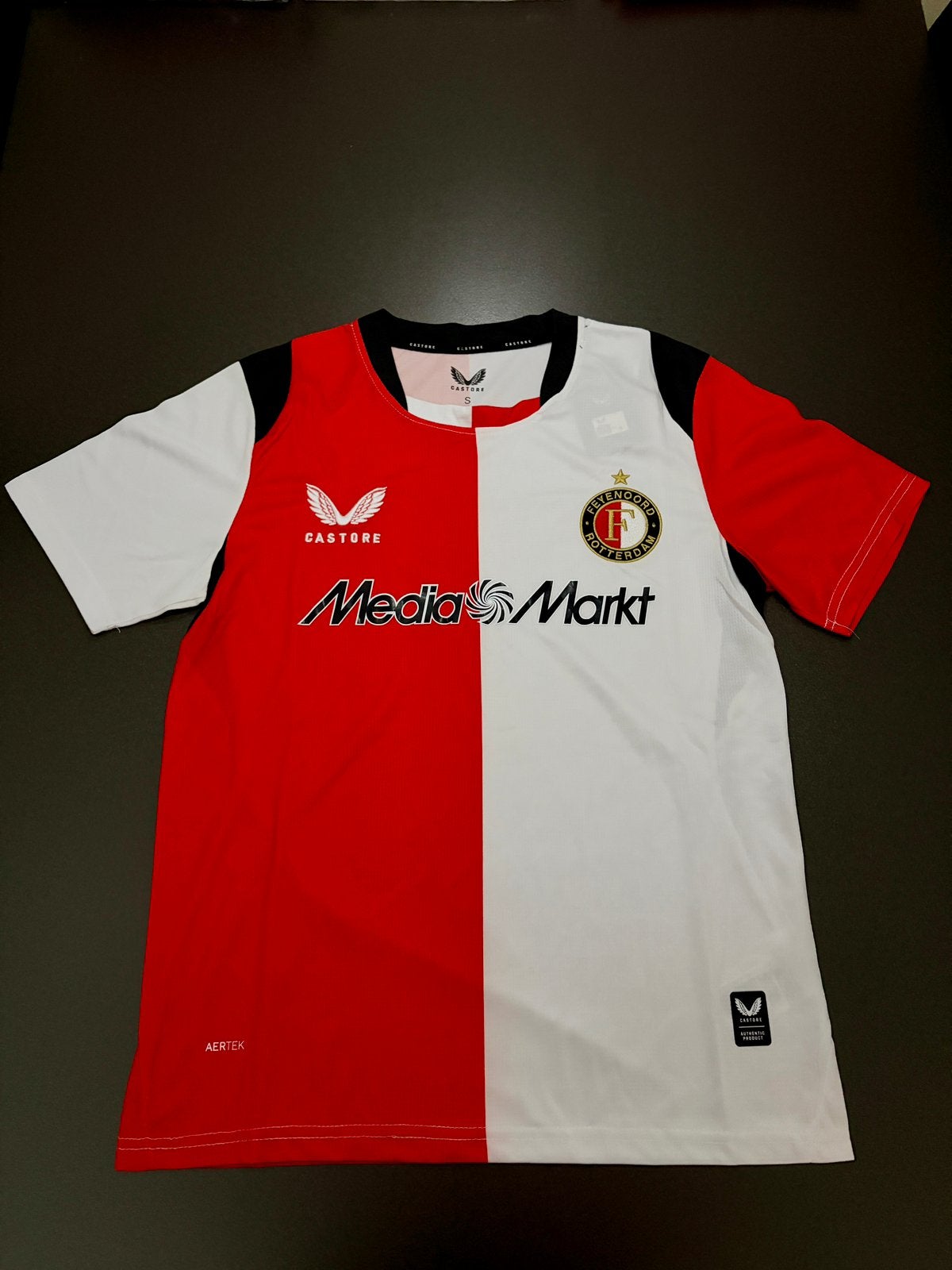 Feyenoord thuis voetbal shirt seizoen 2026-2027 maat XXL, Sport en Fitness, Groter dan maat XL, Ophalen of Verzenden, Nieuw, Shirt