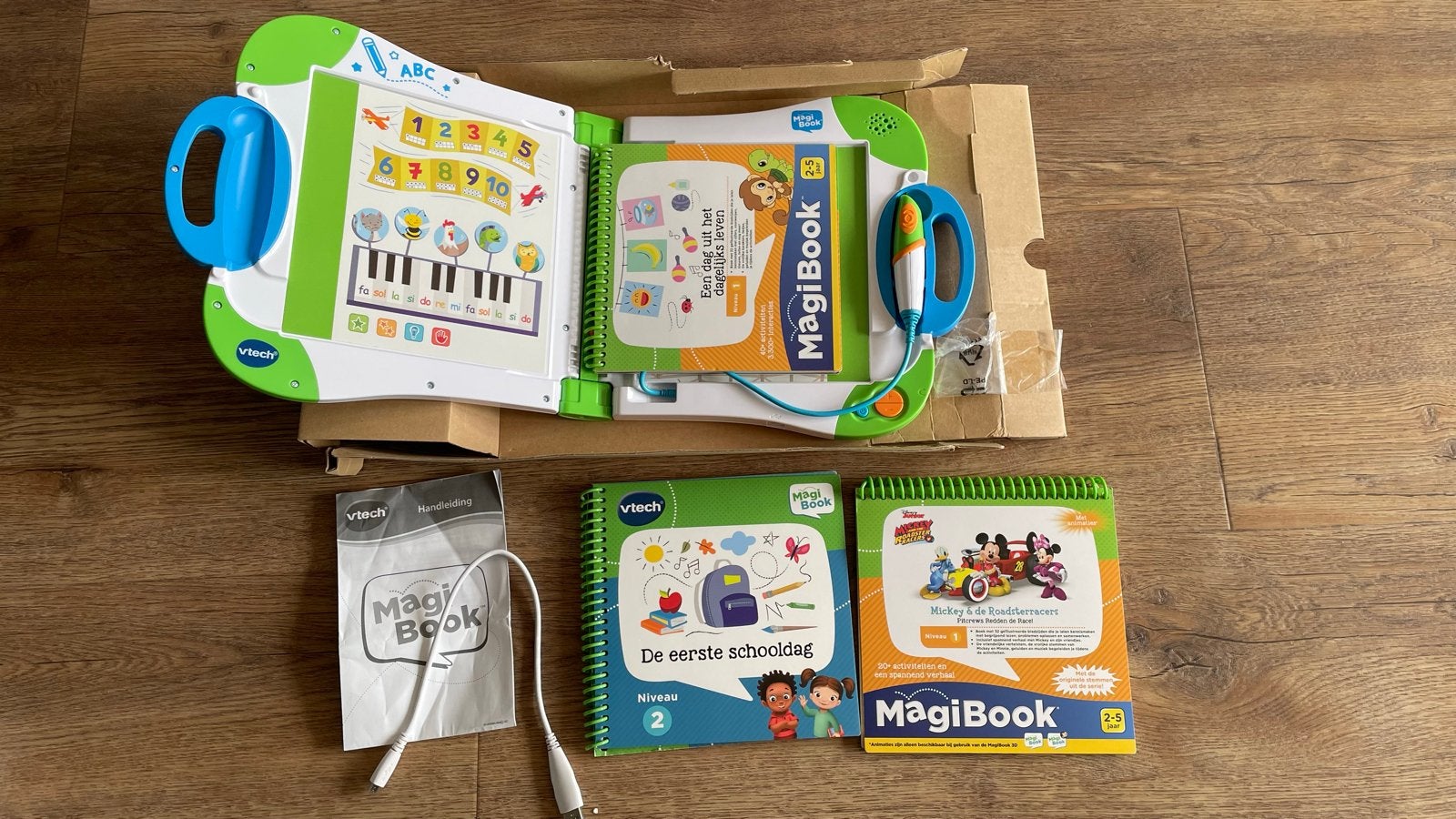 VTech MagiBook met 3 boeken, Kinderen en Baby's, Ophalen of Verzenden, Zo goed als nieuw, Taal en Lezen, Met geluid