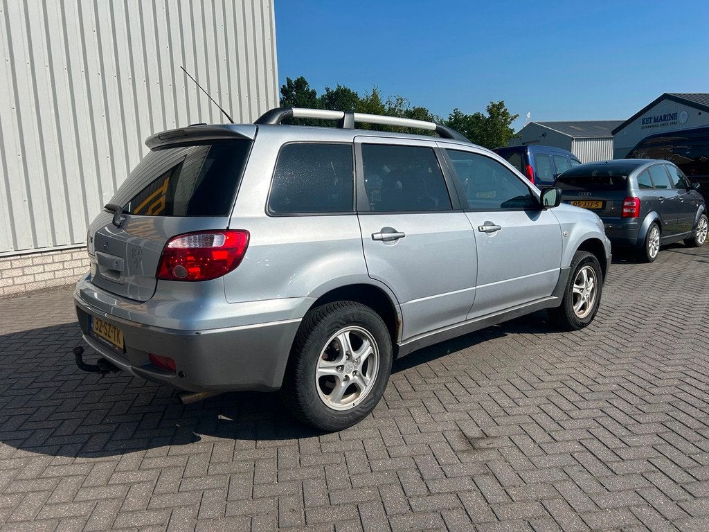 Mitsubishi Outlander Sport 2.0 Invite+ | AIRCO | APK 04-2027, Auto's, Mitsubishi, Voorwielaandrijving, 4 cilinders, 1415 kg, Handgeschakeld