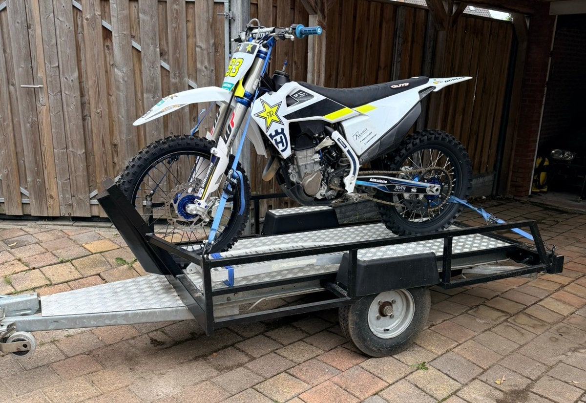 mooie motor kar, 100 liter of meer, Ophalen, Zo goed als nieuw, Overige typen