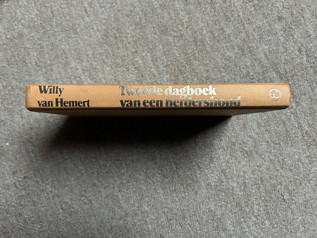 Tweede dagboek van een herdershond - Willy van Hemert, Boeken, Ophalen of Verzenden, Gelezen, Willy van Hemert