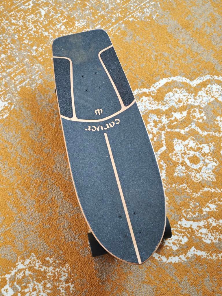 Carver longboard cruiser met bescherming, Sport en Fitness, Skateboarden, Ophalen