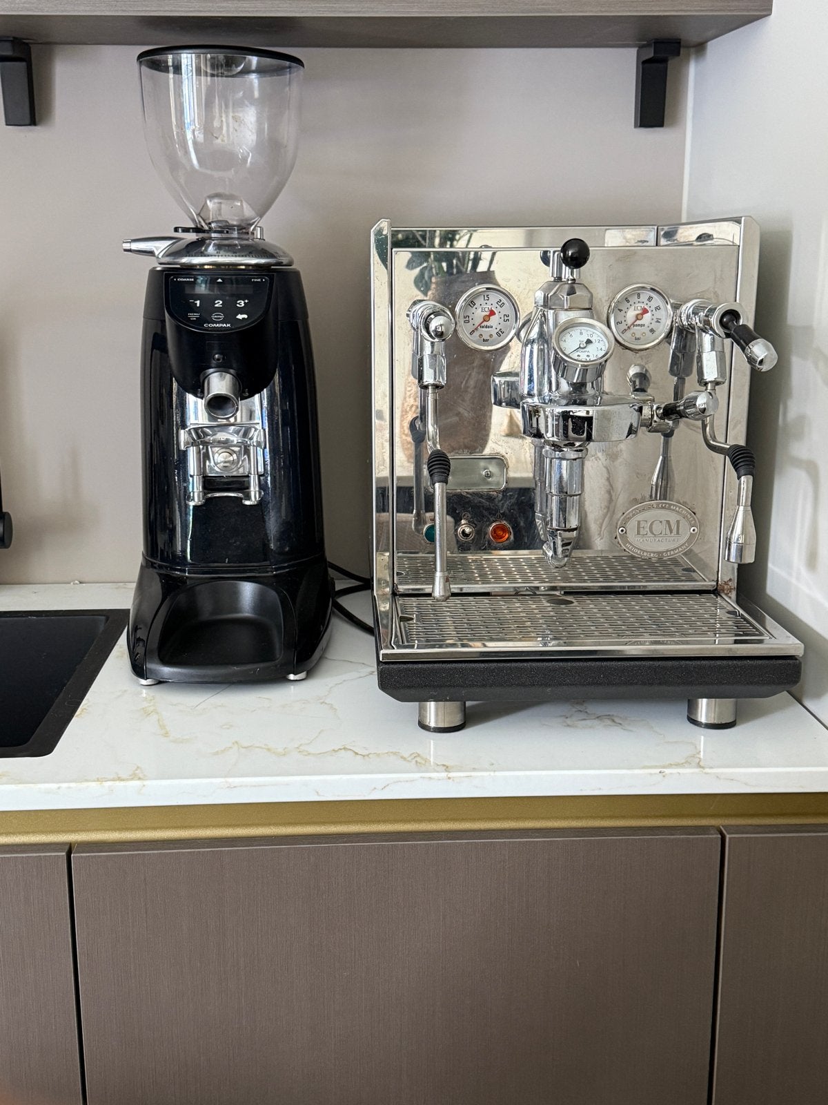 ECM Synchronika Flow Control, Accesoires & Compak E8 OD, Witgoed en Apparatuur, Koffiezetapparaten, Zo goed als nieuw, Koffiebonen