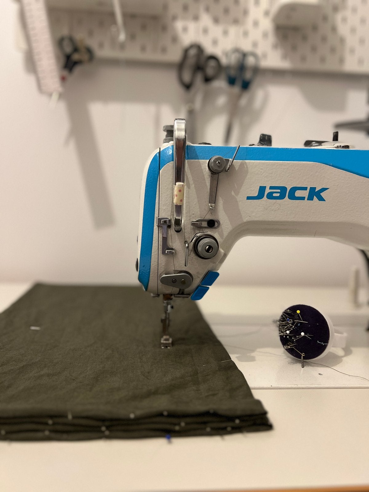 Jack A5 Industriële Naaimachine - Zo goed als nieuw, Hobby en Vrije tijd, Industrieel, Ophalen, Overige merken, Naaimachine