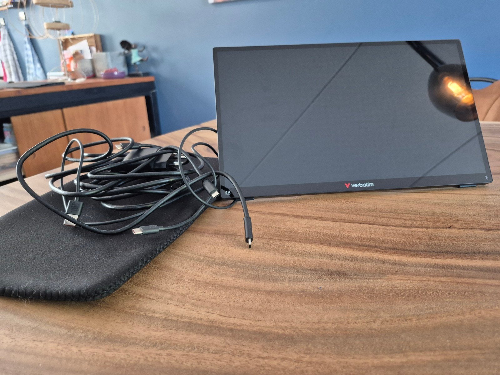 Verbatim 4K Draagbare Monitor - Zo goed als nieuw, Computers en Software, Monitoren, Gaming, Ingebouwde speakers, HDMI, Ophalen of Verzenden
