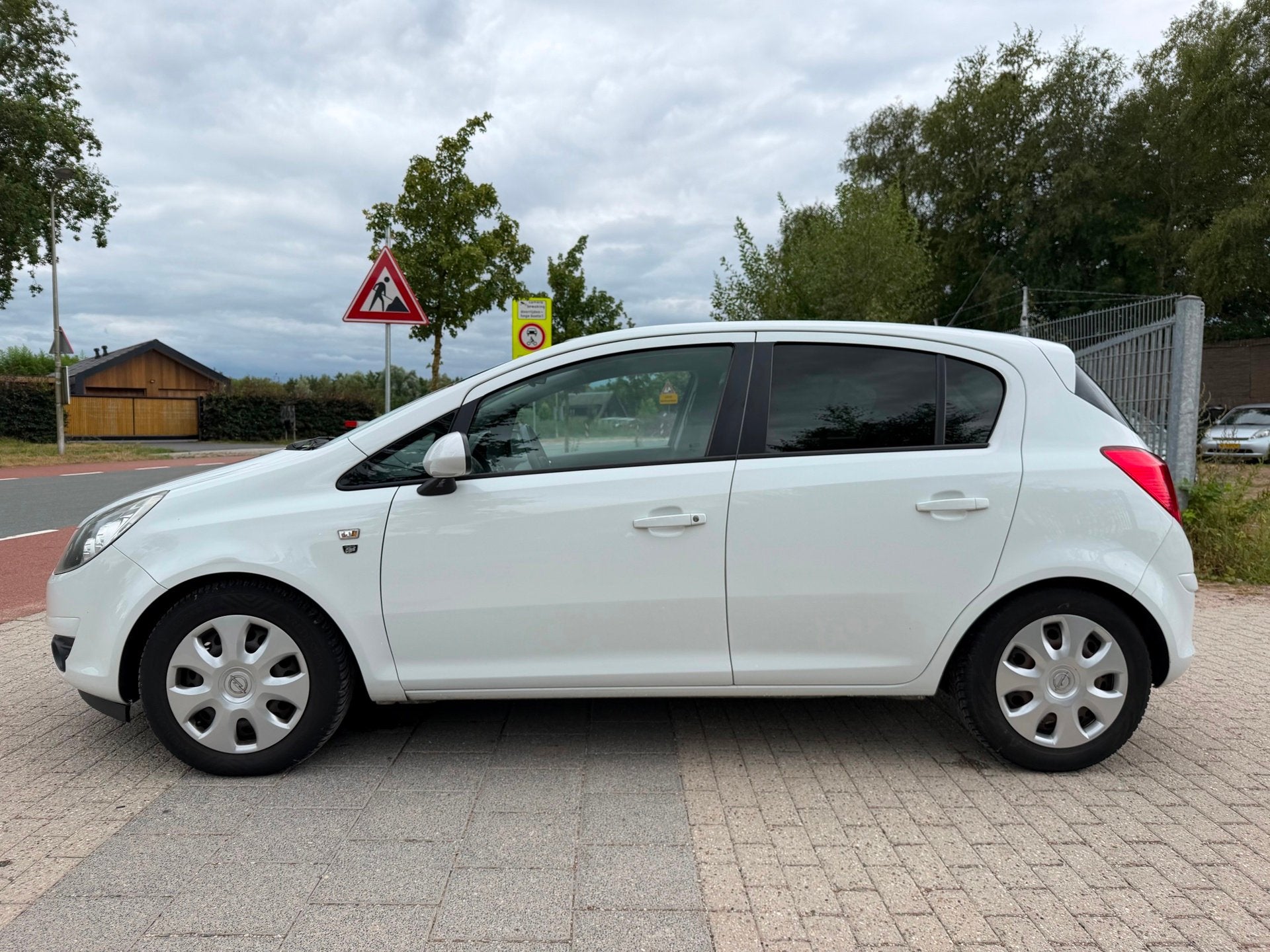 Opel Corsa 1.3 CDTi EcoFlex S/S '111' Edition, Auto's, Opel, Voorwielaandrijving, Euro 5, 28 km/l, Gebruikt
