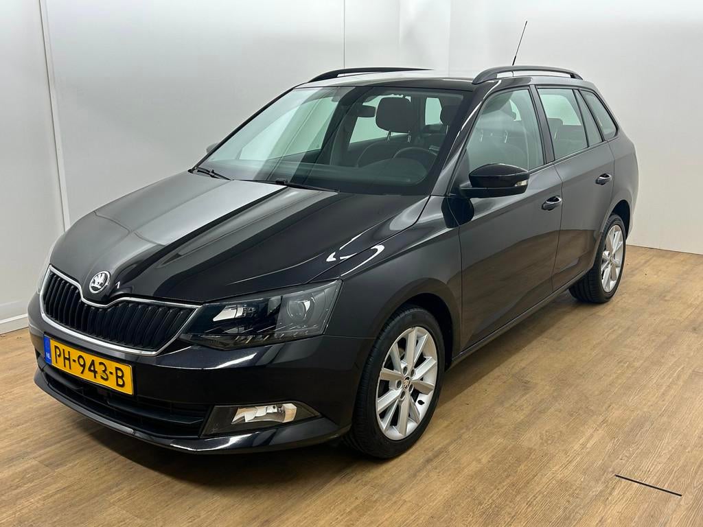 Skoda Fabia Combi Occasion 1.2 TSI Monte Carlo | Zwart | Twe, Auto's, Stof, 4 cilinders, Zwart, Handgeschakeld