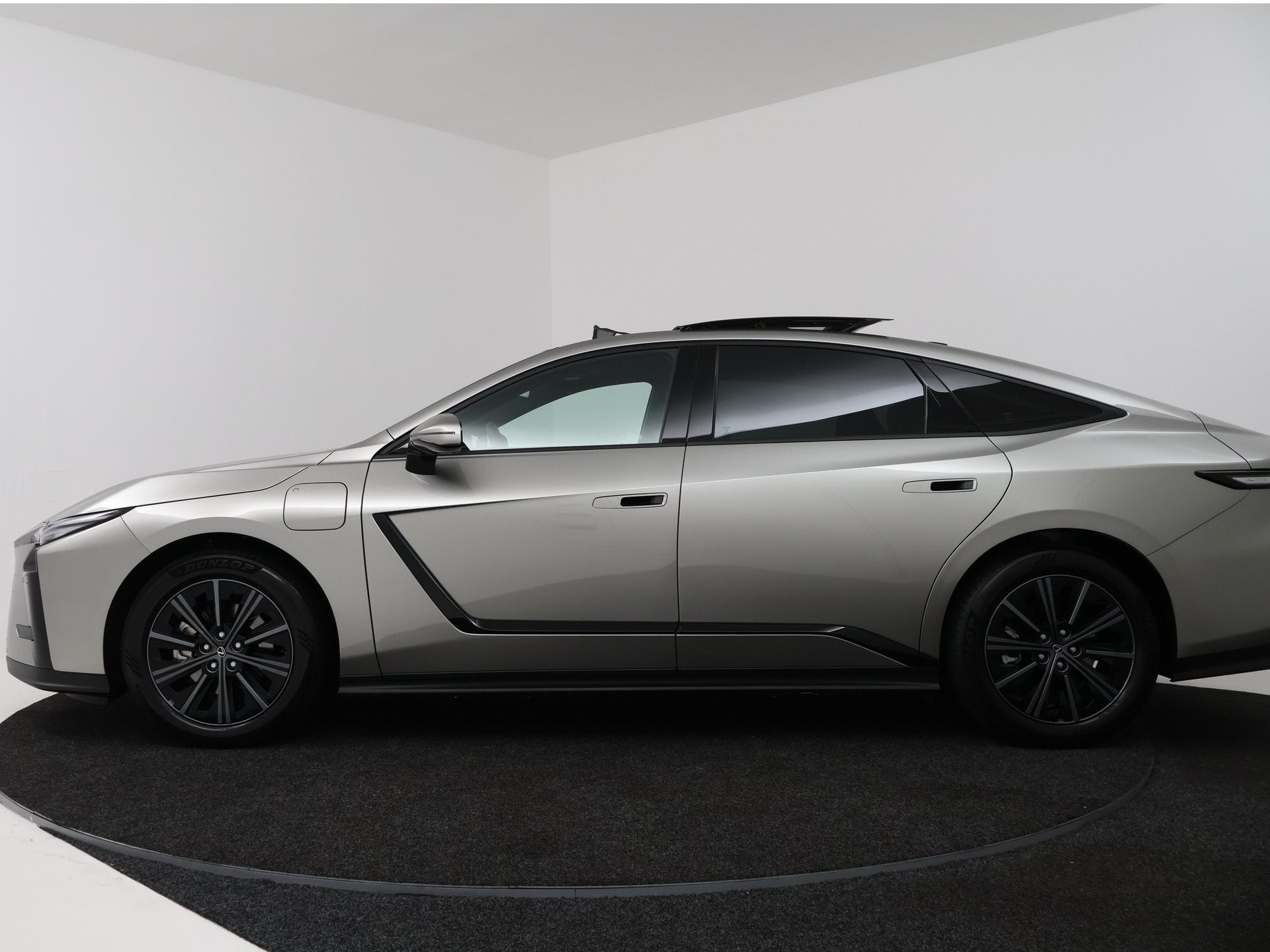 Lexus ES 350e Luxury Line (bj 2026, automaat), Auto's, Lexus, 575 km, 24 min, Automatische klimaatregeling, 77 kWh