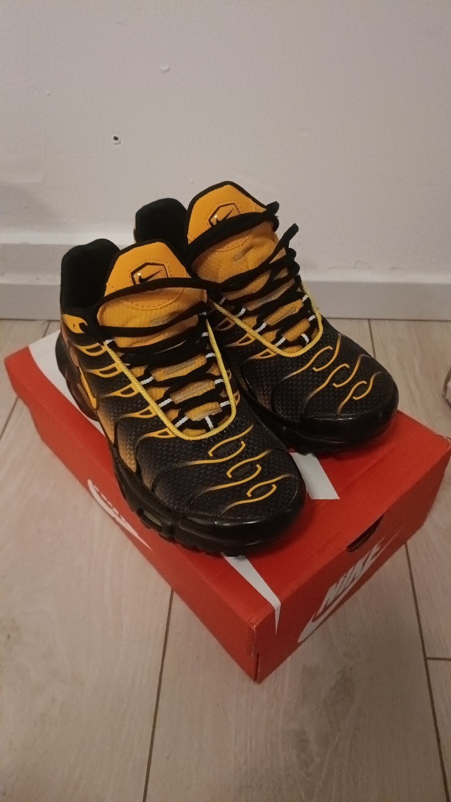 Nike air max tuned 1, Ophalen of Verzenden, Overige kleuren
