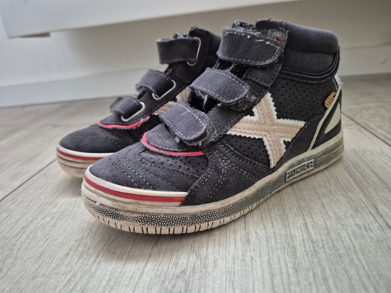 schoenen munich maat 30 z.g.n., Ophalen, Zo goed als nieuw, Meisje, Schoenen
