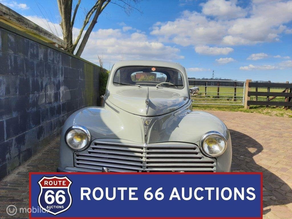 Peugeot 203C | 1955 | Route 66 Auctions, Auto's, Oldtimers, Overige carrosserieën, Zwart, Bedrijf, Handgeschakeld