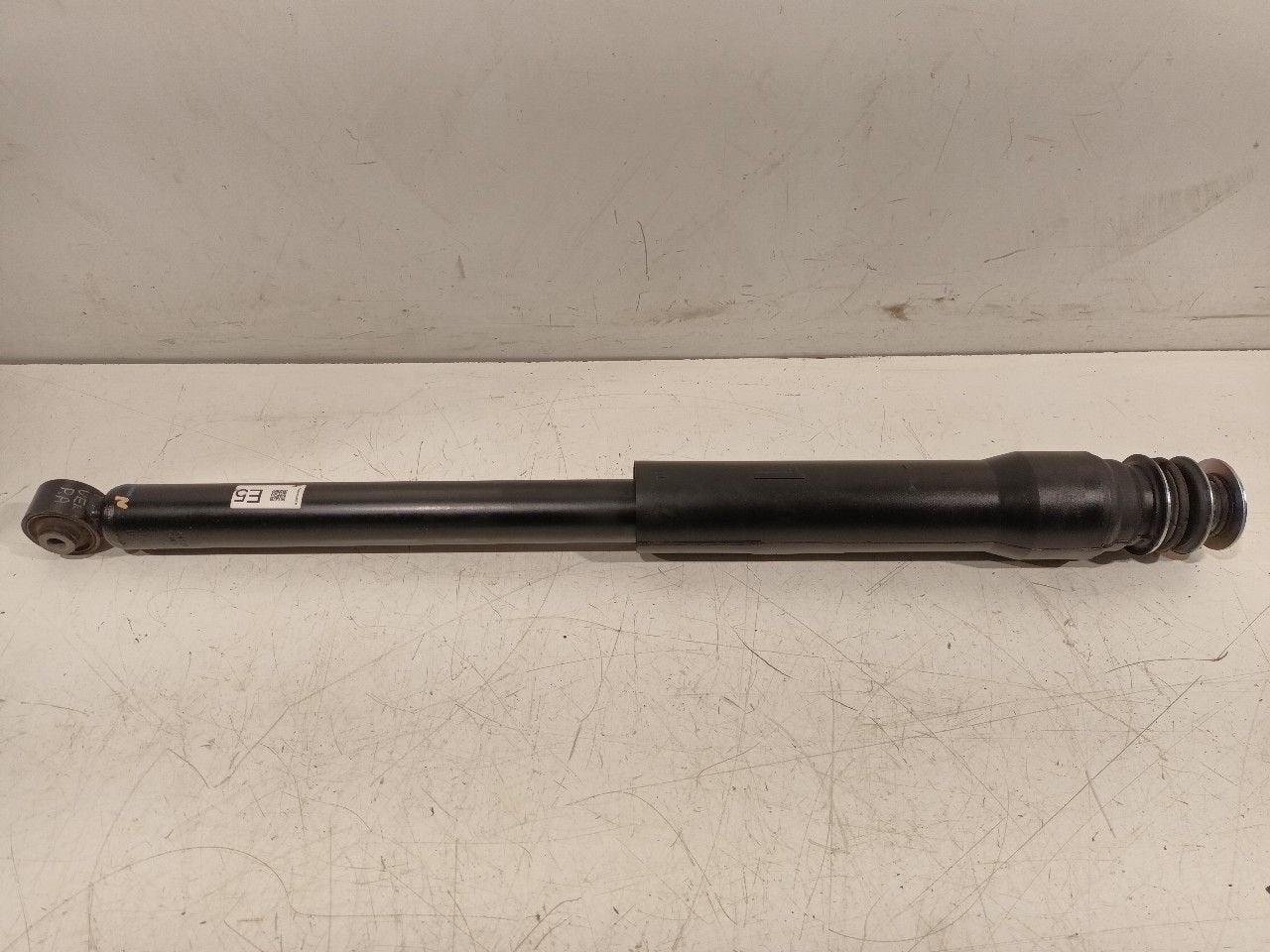 Schokbreker rechts achter Toyota Yaris, Onderdelen@venauto.nl, Van der Ven Autorecycling B.V., Gebruikt, Ettenseweg 76, 4706 PB Roosendaal, The Netherlands