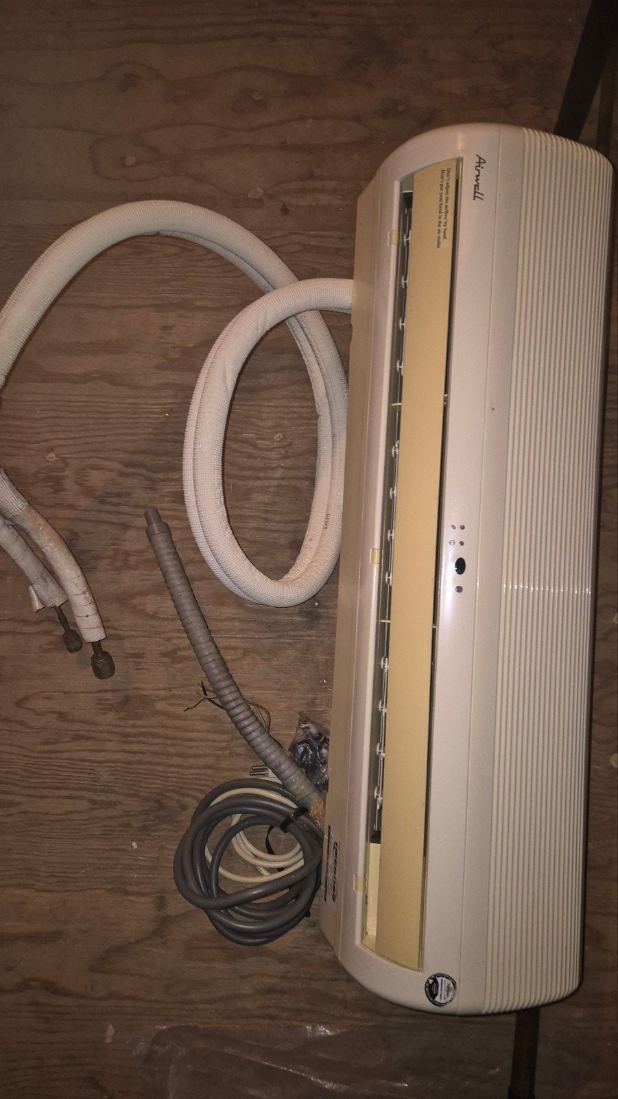 Airwell airco, Ophalen, Gebruikt, Ouder dan 10 jaar