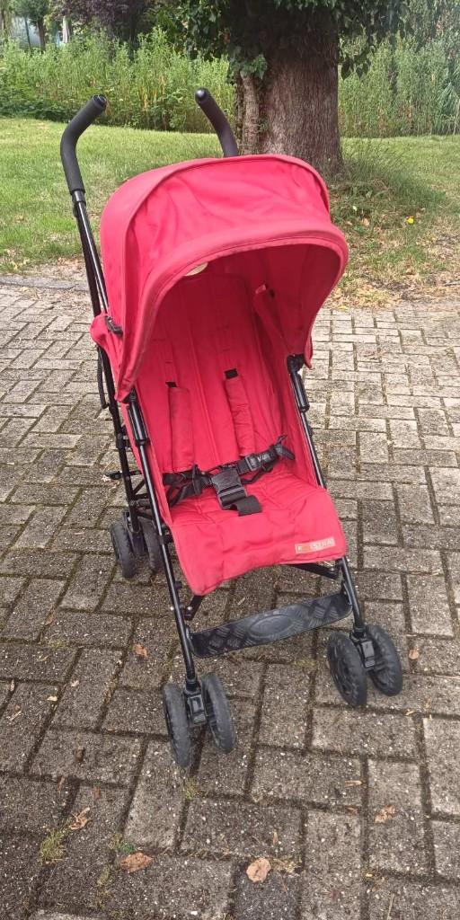 Buggy Koelstra Rood, Ophalen, Zo goed als nieuw, Koelstra, Zonnekap