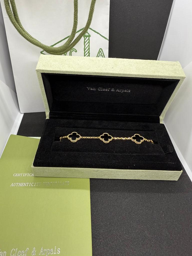 Van Cleef & Arpels Bracelet - Alhambra onyx, Ophalen of Verzenden, Zo goed als nieuw, Goud