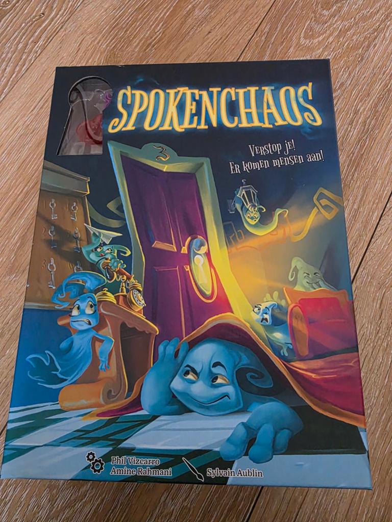 Spokenchaos: Verstop je! Er komen mensen aan!, Hobby en Vrije tijd, Gezelschapsspellen | Bordspellen, Ophalen of Verzenden, Zo goed als nieuw