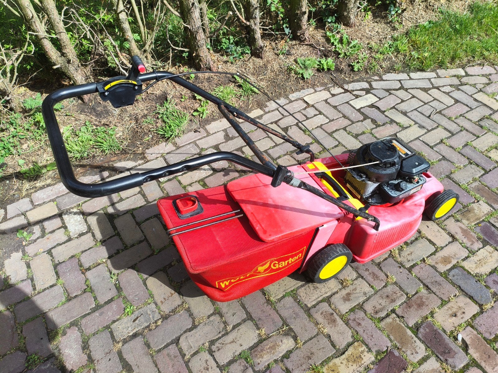 goedwerkende wolf Garten 46 cm benzinemaaier, Ophalen, Opvangbak, Benzine-grasmaaier, 40 t/m 49 cm
