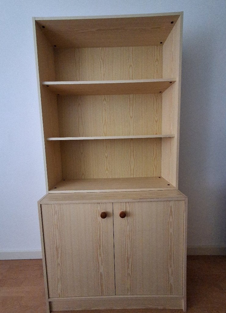 Licht Grenen Kast, Ophalen, Zo goed als nieuw