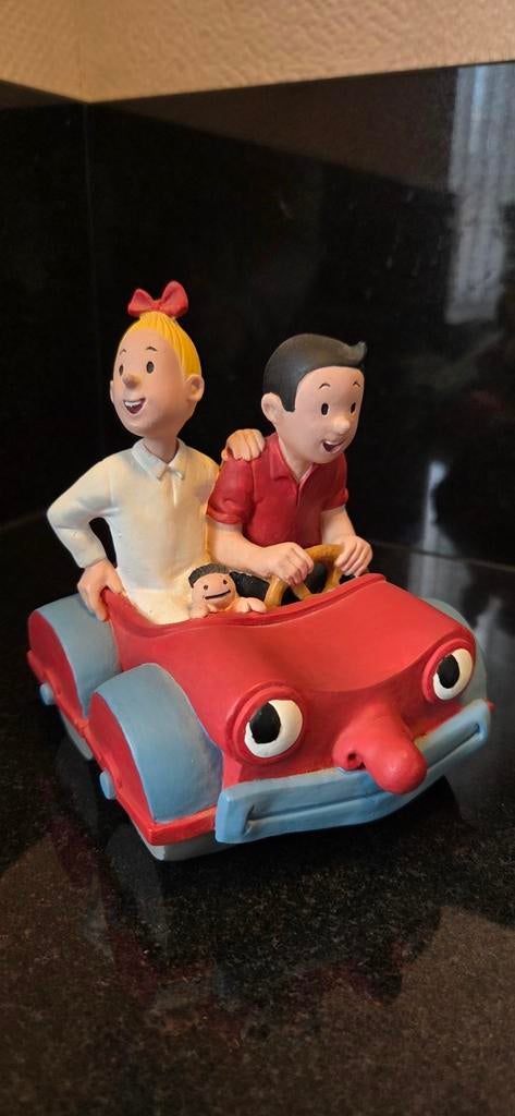 Vitamietje / Vitaminette SW12 figuur in auto, Ophalen of Verzenden