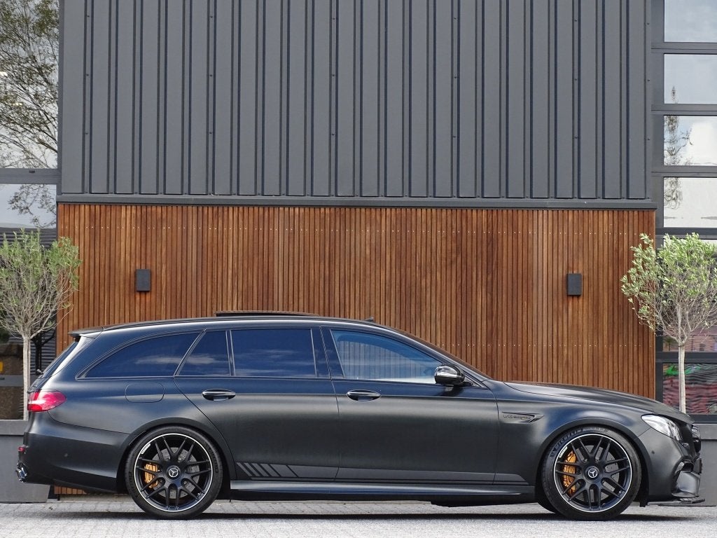 Mercedes-Benz E-Klasse Estate 63s AMG V8 612PK / Edition 1 /, Auto's, Automaat, Gebruikt, Zwart, 129 €/maand