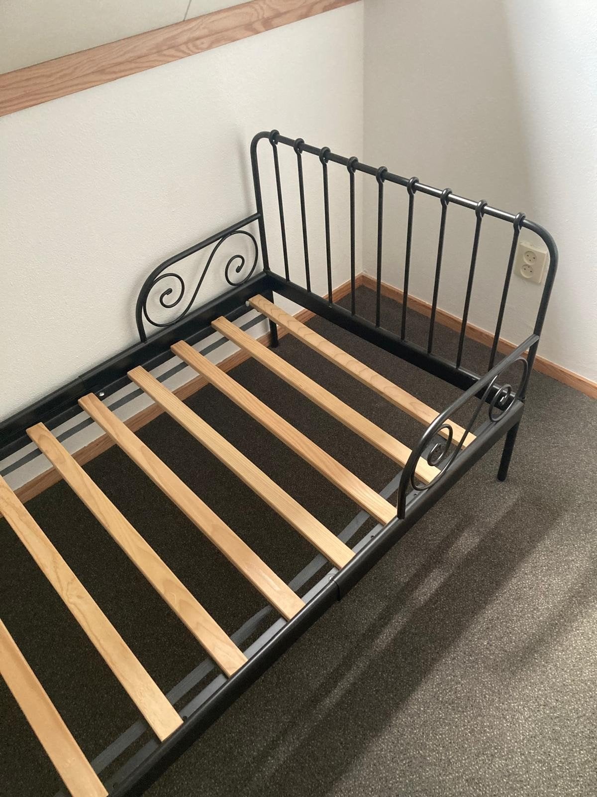 Zwart Ikea meegroeibed - Ideaal voor kinderkamer, Ophalen, Eenpersoons, 190 cm of minder, 80 cm