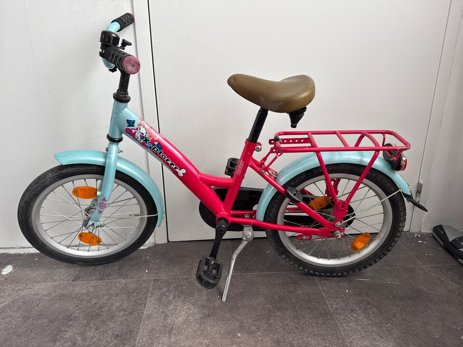 Loekie X-plorer 16 inch kinderfiets - roze/blauw, Ophalen, Gebruikt, Terugtraprem, 16 tot 20 inch