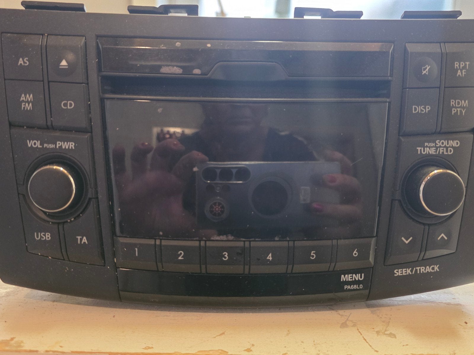 Autoradio Suzuki Swift (Model 39101-68L00-HVW), Auto diversen, Autoradio's, Ophalen of Verzenden, Gebruikt