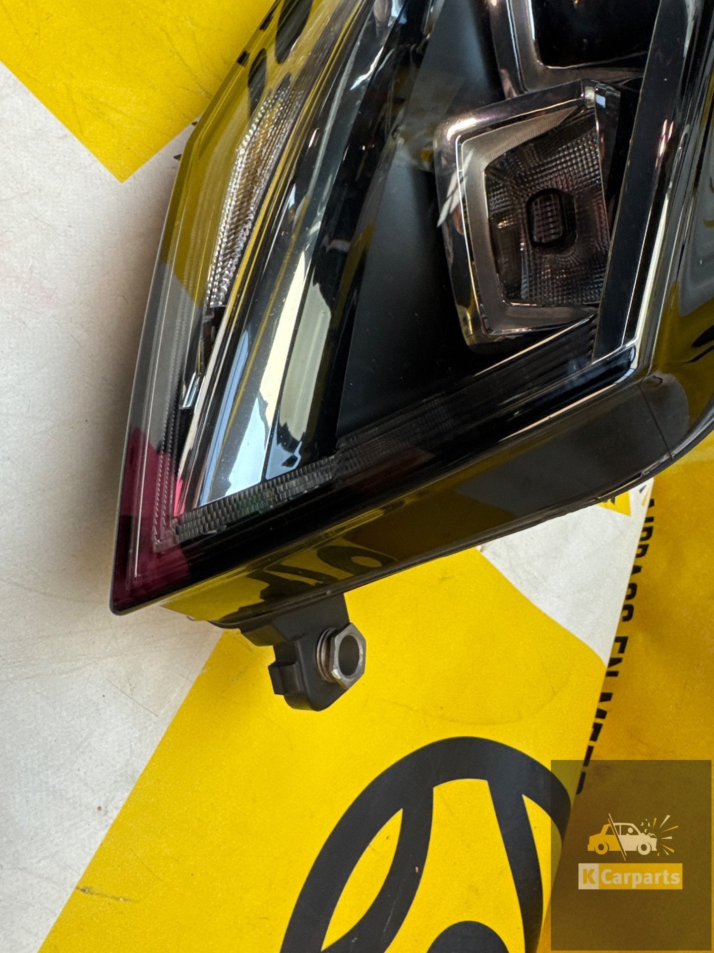 VW CADDY FACELIFT BI XENON KOPLAMP RECHTS 2K1941032A, Info@fabrikant.eu, Ophalen of Verzenden, Bumper, Voor