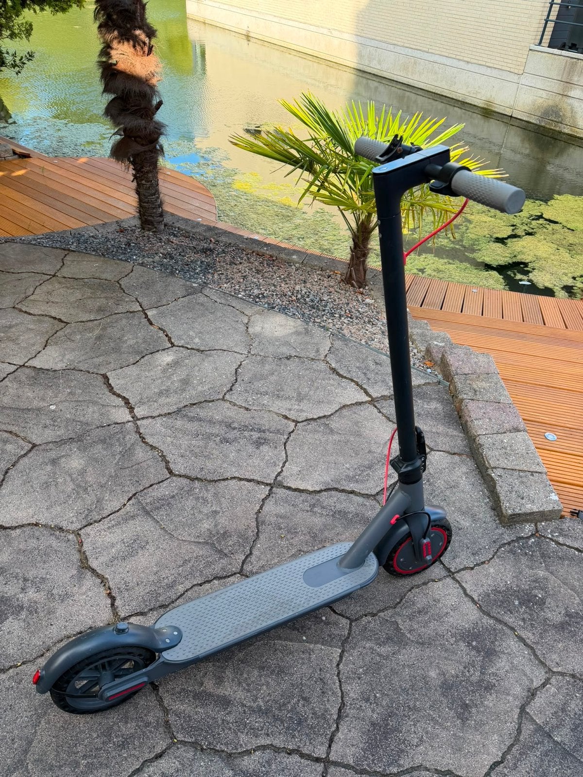 Elektrische step met verschillende standen en lader, Ophalen, Zo goed als nieuw, Elektrische step (E-scooter)