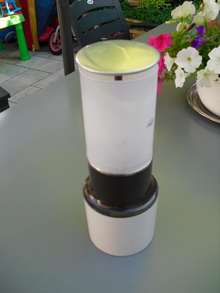 TE KOOP HELDER KAMPEER LICHT MET GAS PATROON, Ophalen