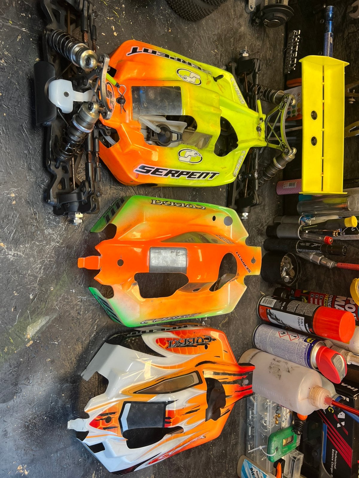 Serpent cobra buggy+truggy wedstrijd, Hobby en Vrije tijd, Modelbouw | Radiografisch | Auto's, Ophalen, Zo goed als nieuw, Overige schalen