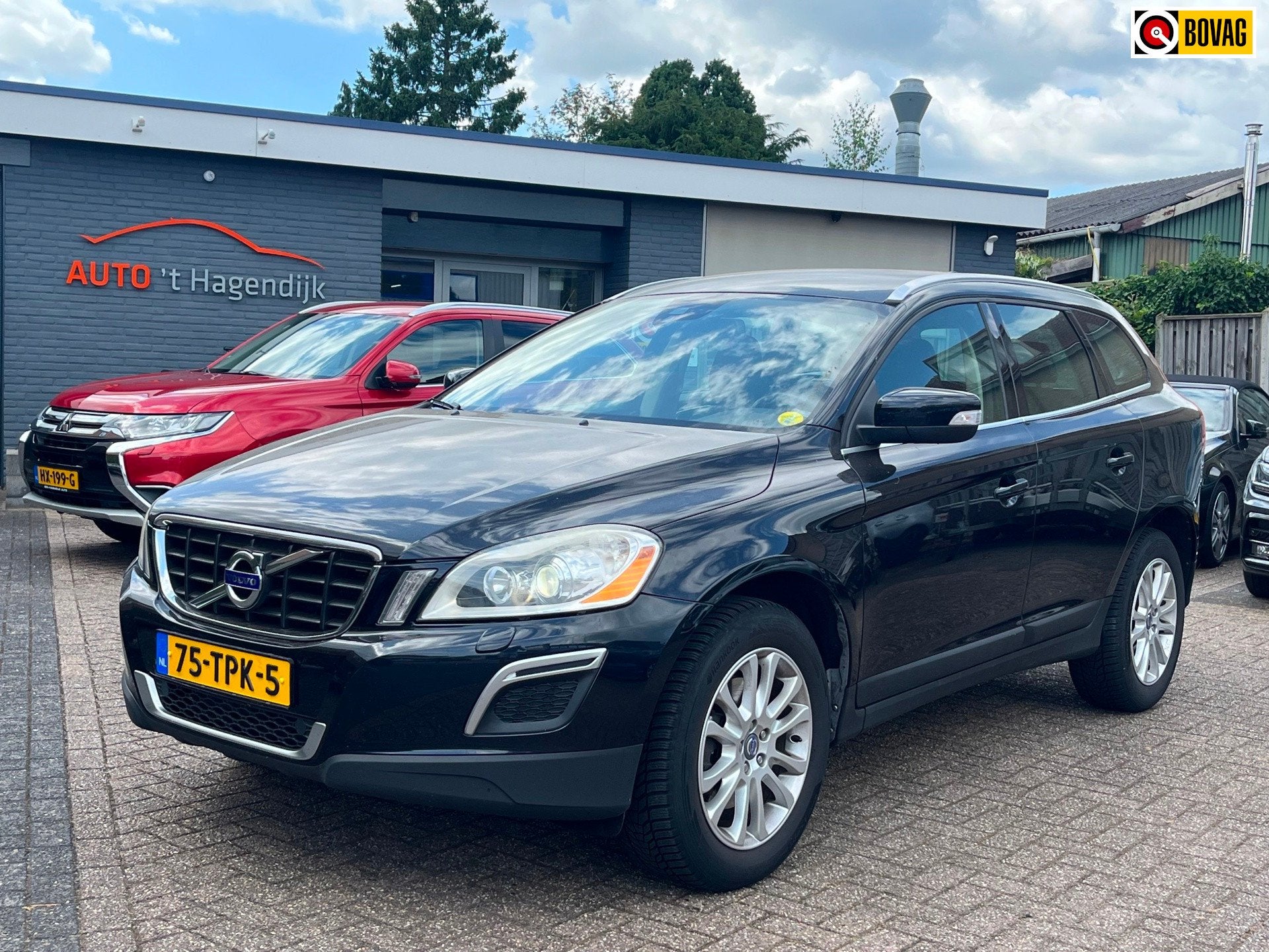 Volvo XC60 2.0 D3 Summum leder navi NAP NL-auto, Auto's, Volvo, Euro 5, 15 km/l, Gebruikt, Zwart