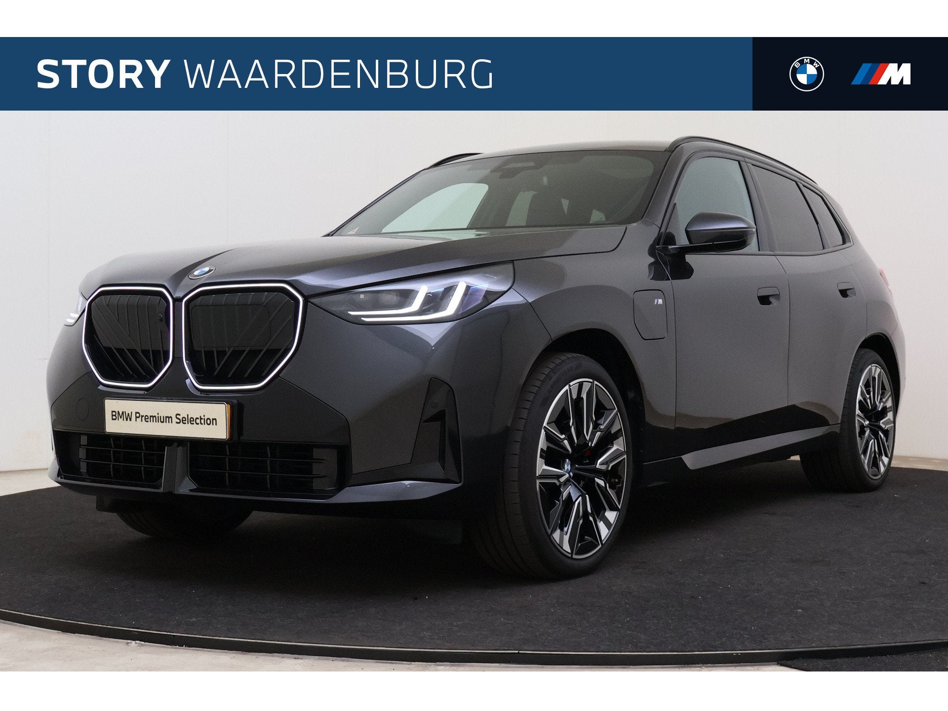 BMW X3 30e xDrive M Sport Automaat / Panoramadak / Trekhaak, Auto's, BMW, Gebruikt, 4 cilinders, Bedrijf, Vierwielaandrijving