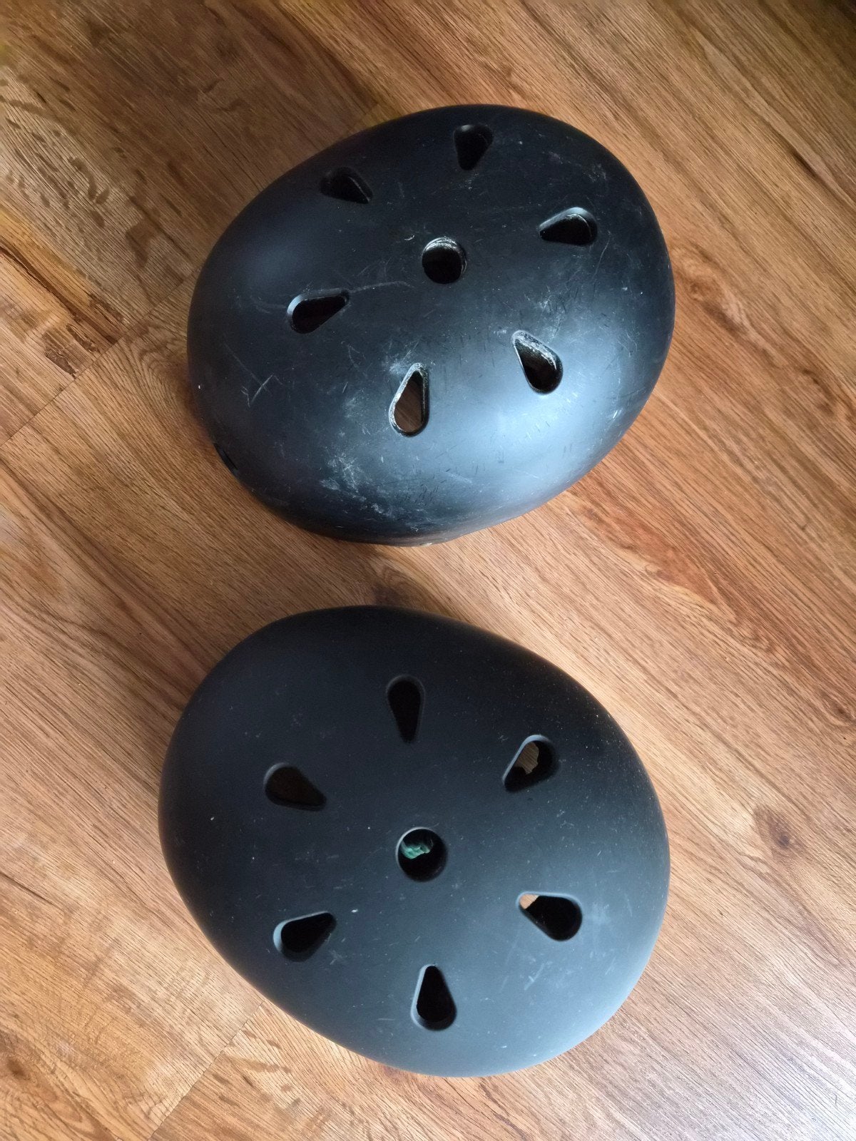 Kinderhelm (per stuk 5 euro), Ophalen